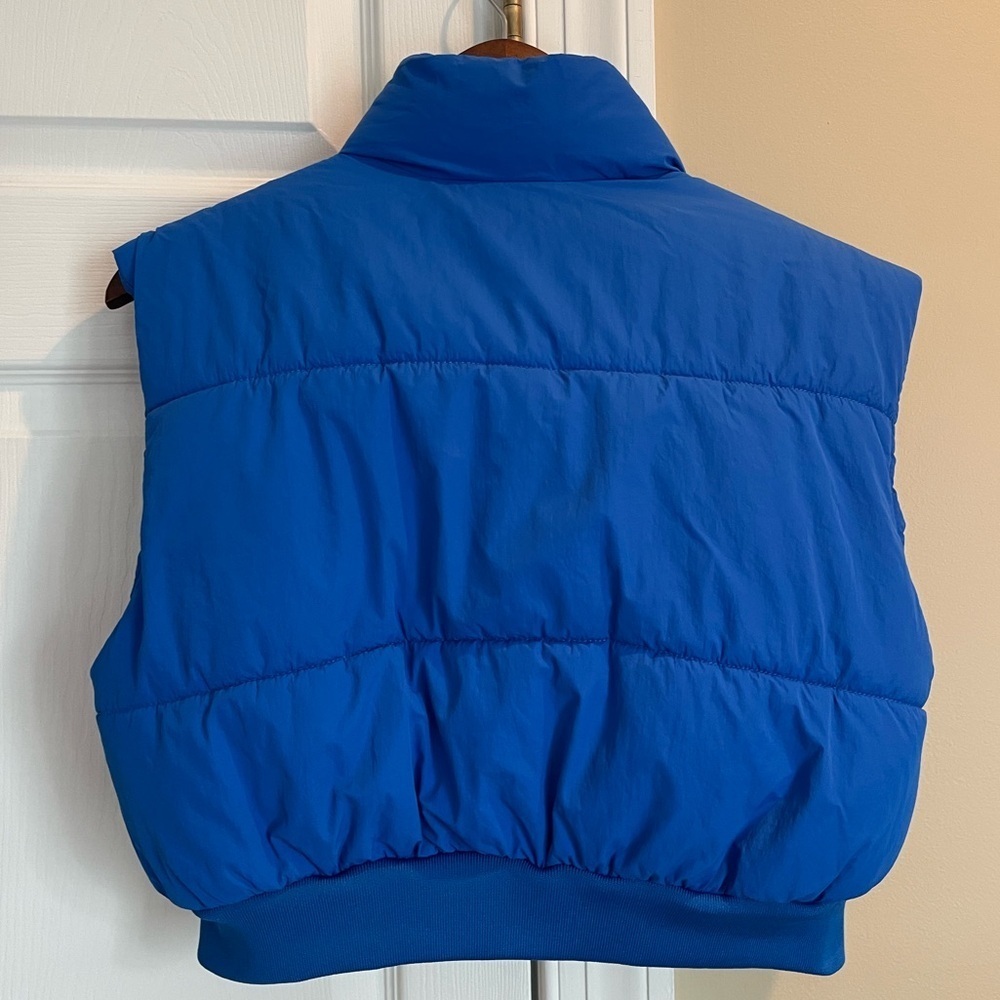 Butter-Melon Cropped Puffer Vest Cobalt/Royal Blue Medium - Picture 6 of 10